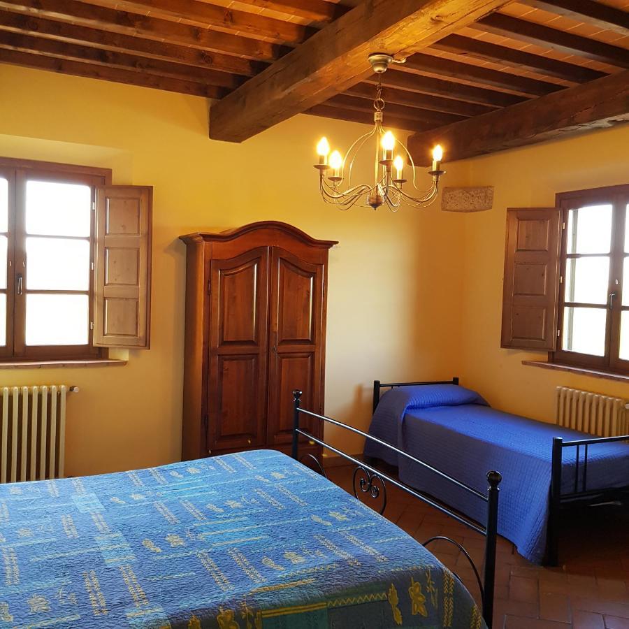 Agriturismo Colleoli Farm stay *