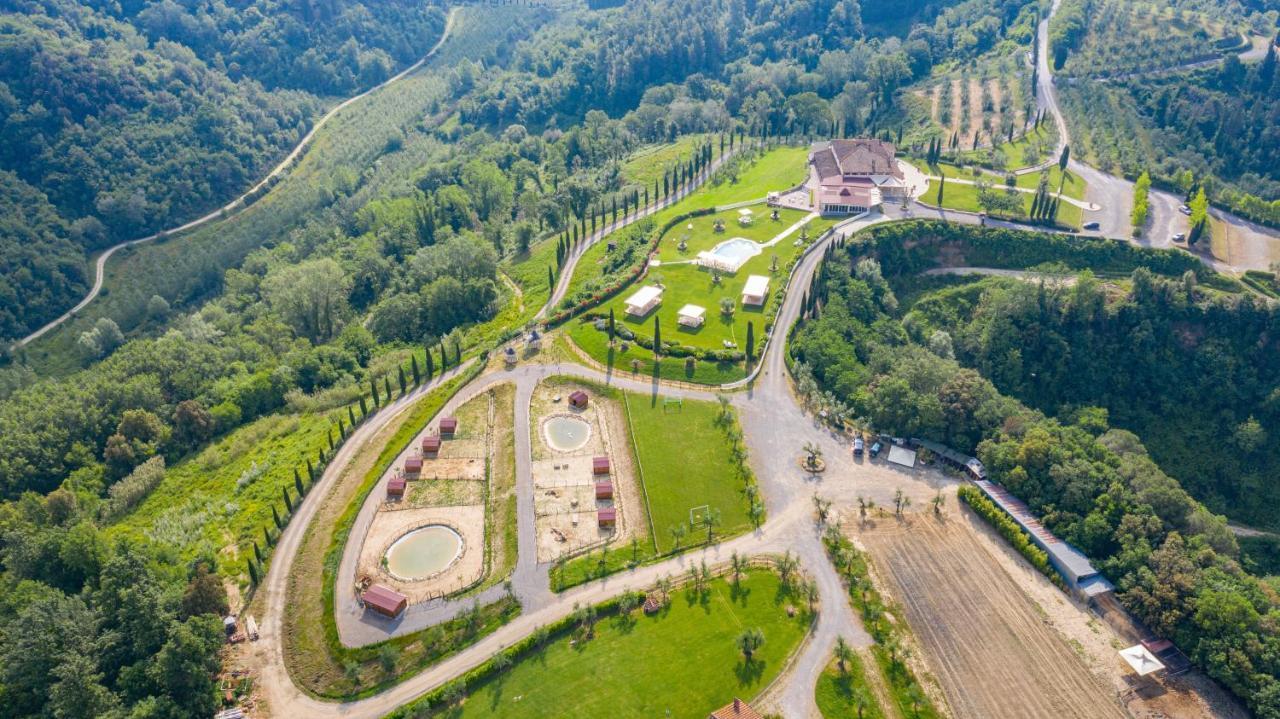 Agriturismo Colleoli Farm stay *