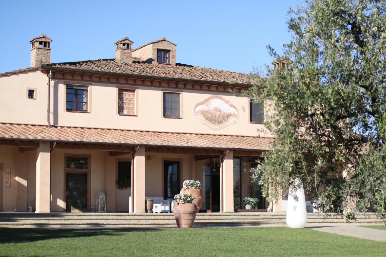 Colleoli * Palaia